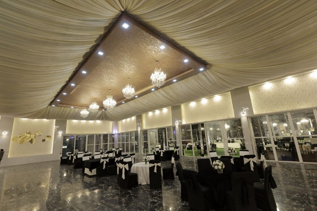 best place for party in gurgaon