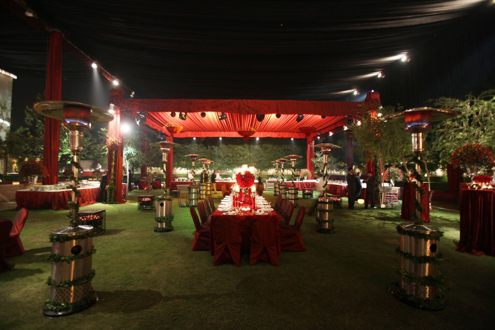 Discover the best party places in Gurgaon for unforgettable celebrations.