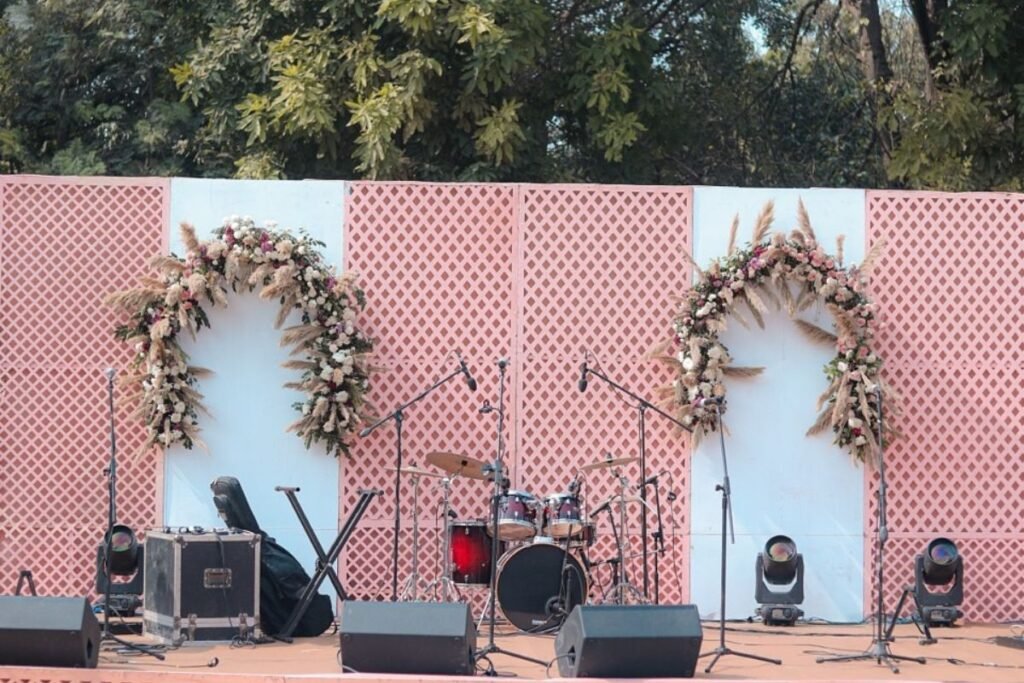 Book Farmhouse Wedding Venue Near South Delhi at Devam Greens – The ideal venue for premium celebrations