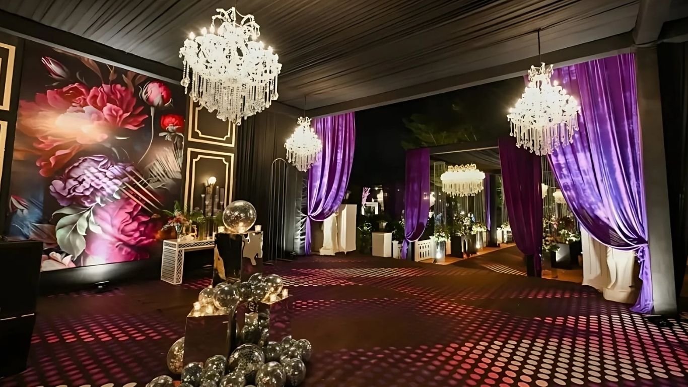 Luxury wedding venue at Devam Greens Gurgaon with banquet hall and lush green lawn
